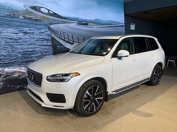 Volvo XC90 T6 AWD Momentum (7-Seat) FROM 3.99%